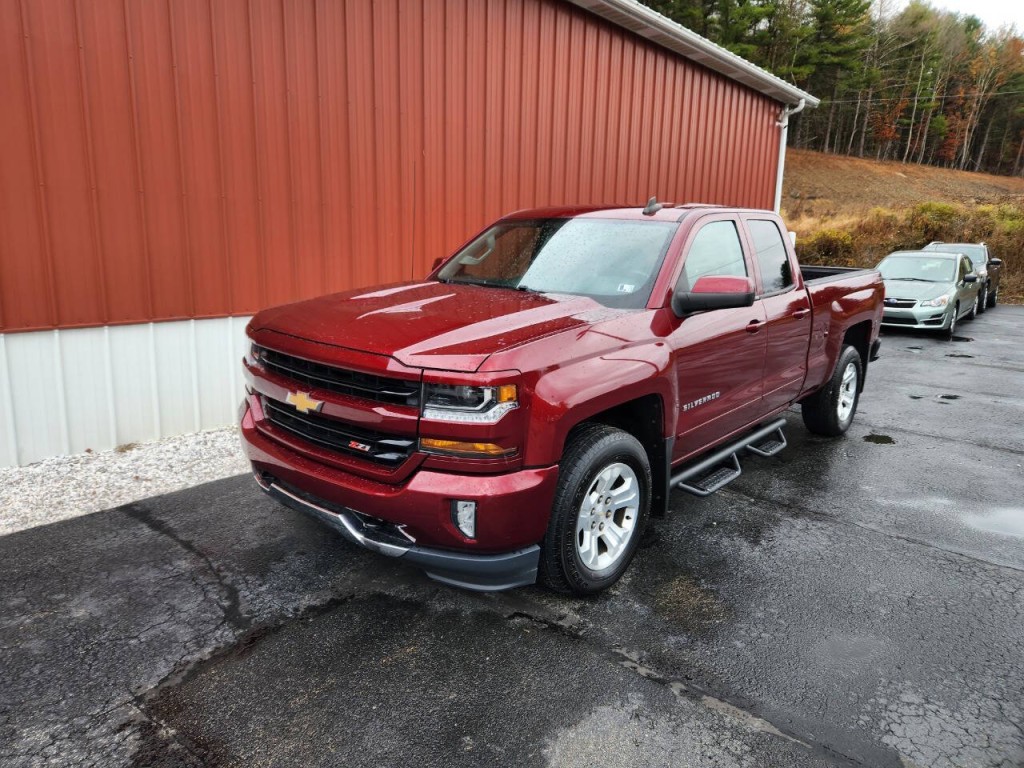 2017 Chevrolet Silverado 1500 Image 3