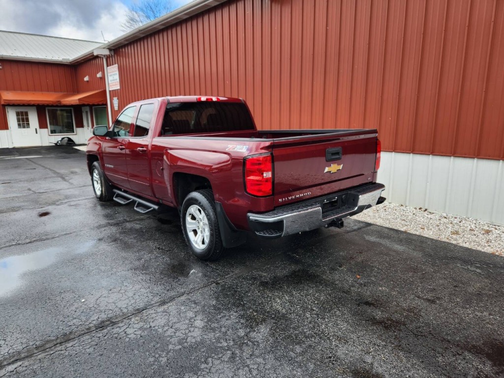 2017 Chevrolet Silverado 1500 Image 11