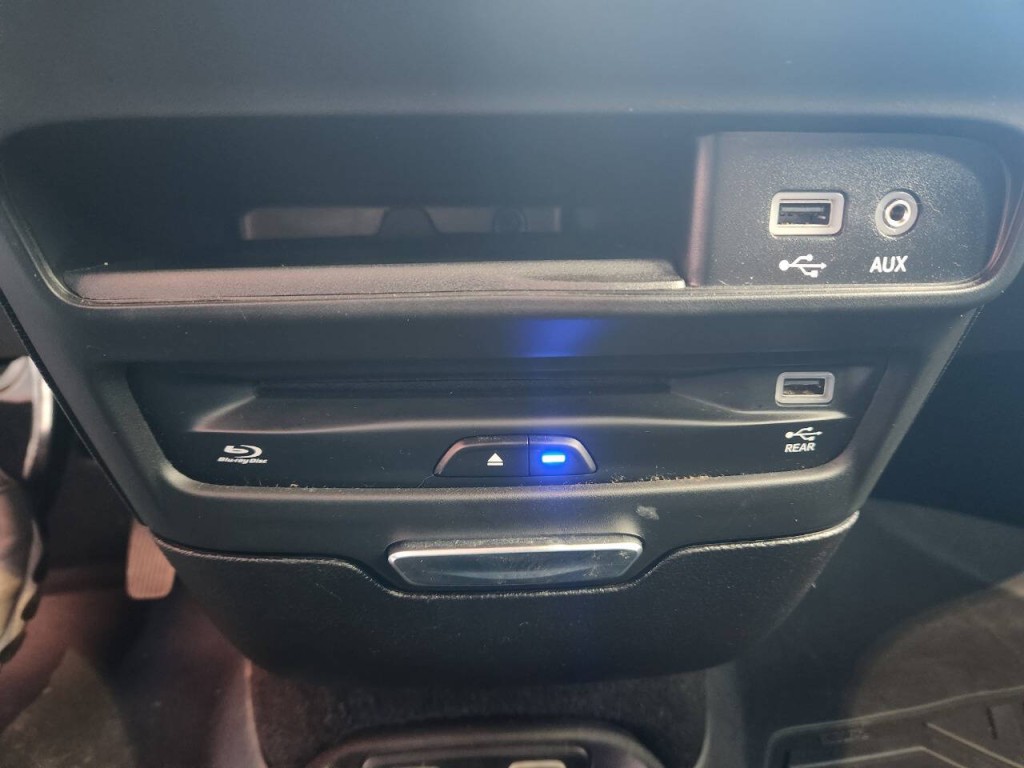 2020 Chrysler Pacifica Image 31