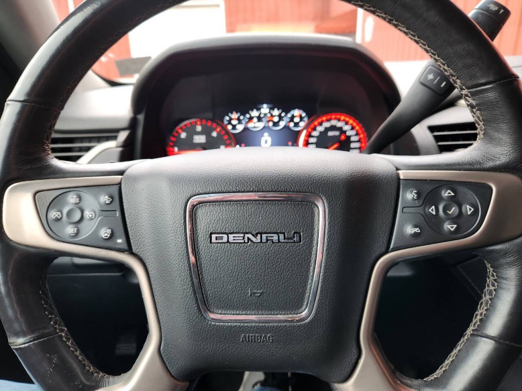 2016 GMC Yukon Image 8