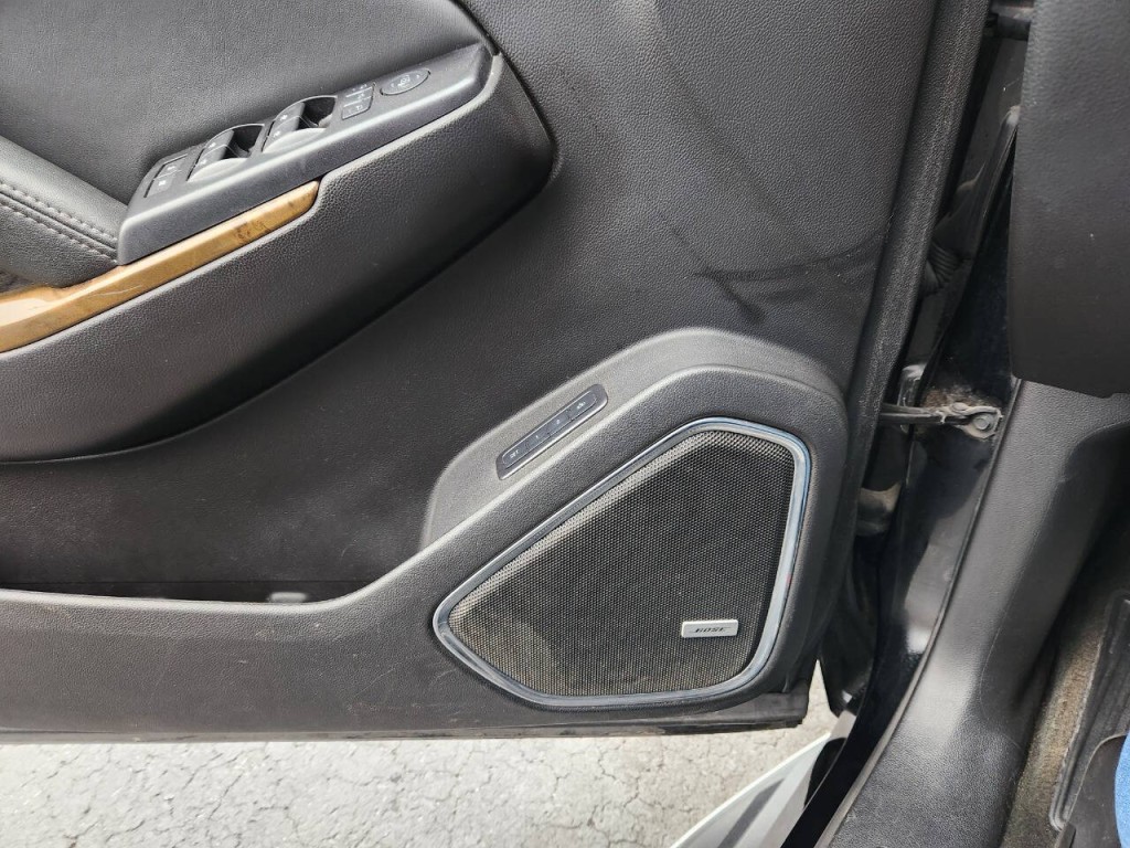 2016 GMC Yukon Image 16