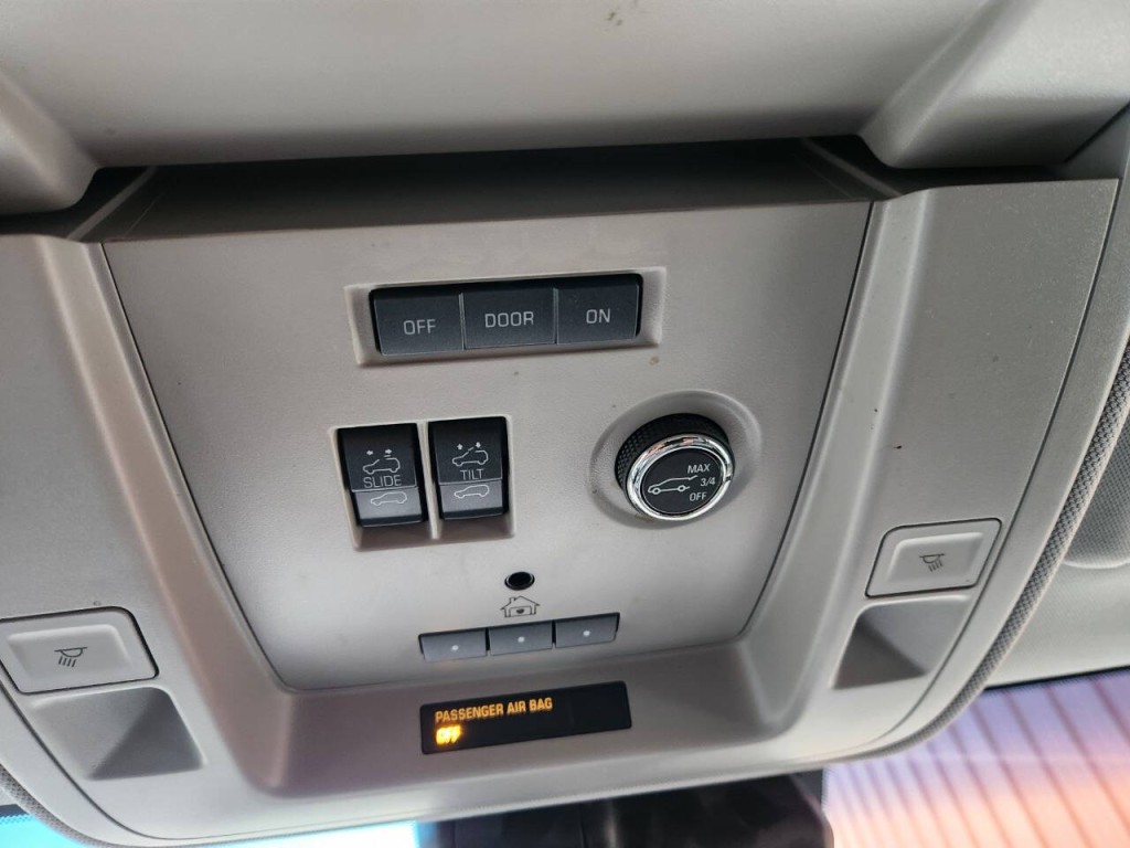 2016 GMC Yukon Image 17