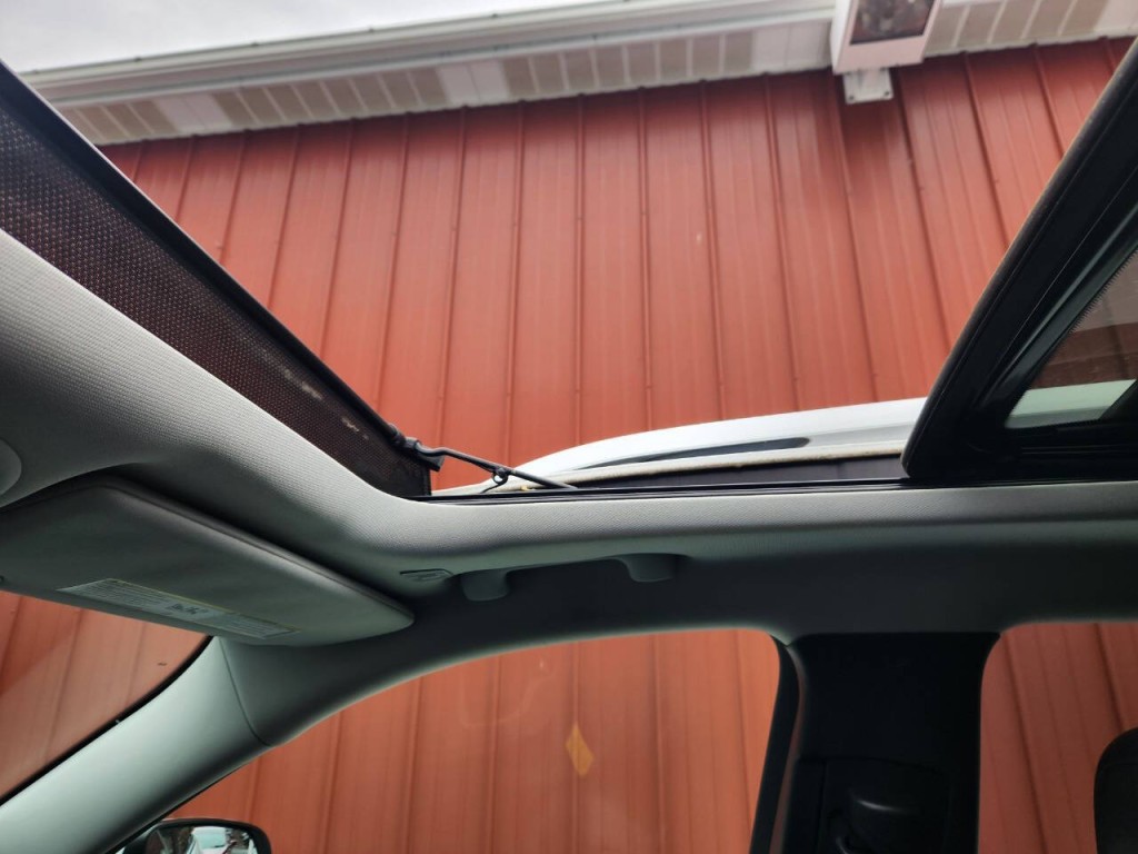 2019 Jeep Cherokee Image 14