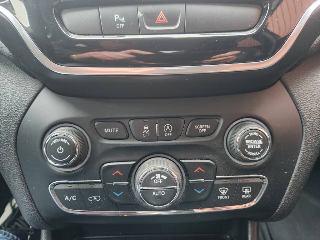 2019 Jeep Cherokee Image 20