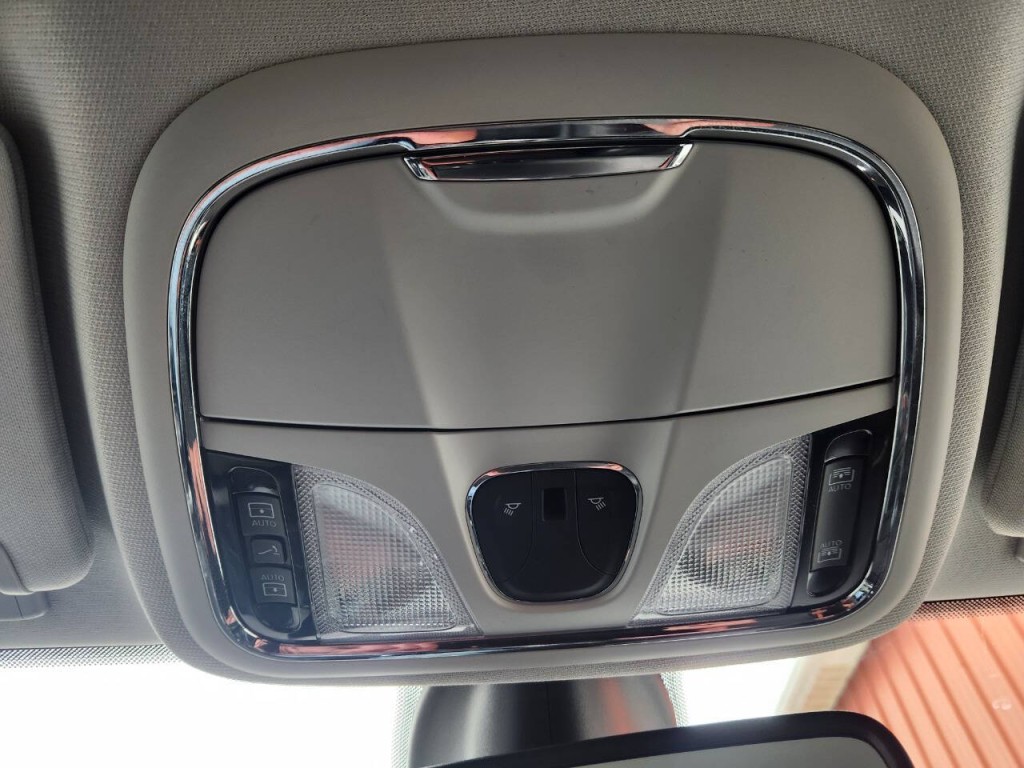 2019 Jeep Cherokee Image 27