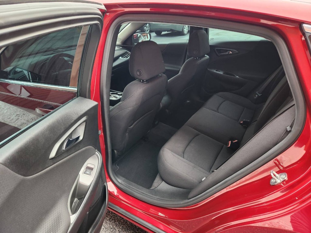 2021 Chevrolet Malibu Image 13