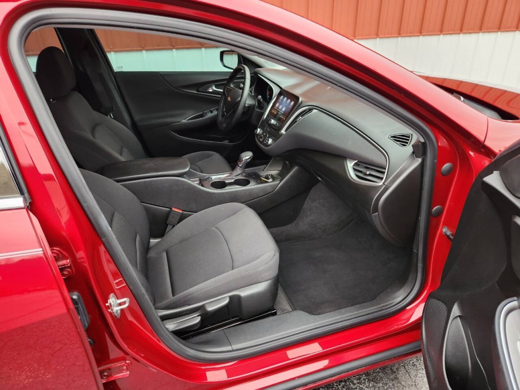 2021 Chevrolet Malibu Image 15