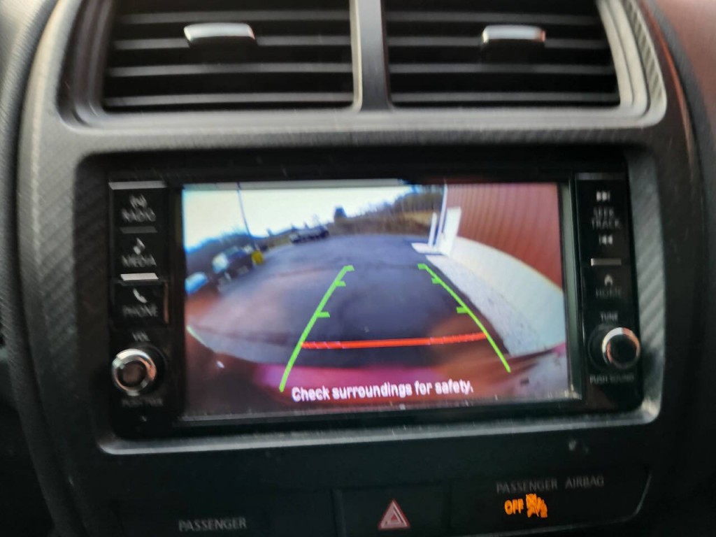 2021 Mitsubishi Outlander Image 18