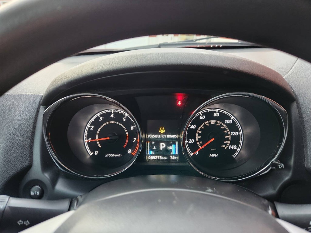 2021 Mitsubishi Outlander Image 19