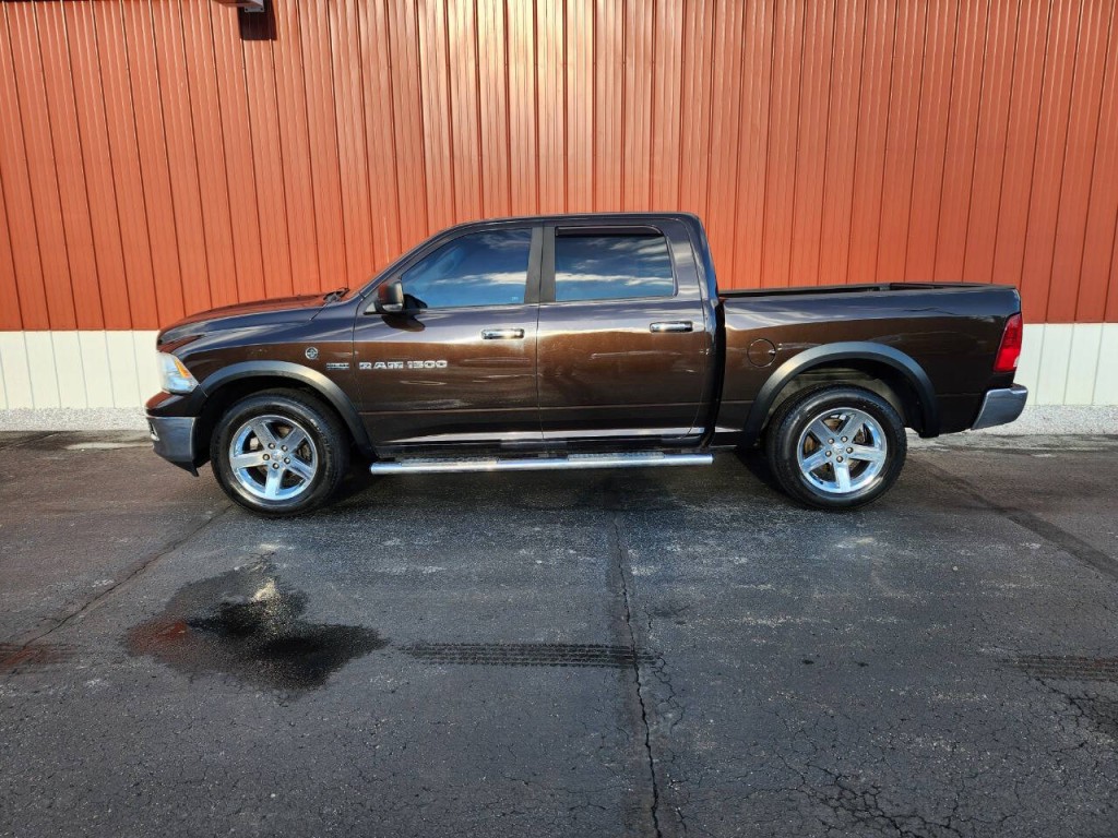 2011 RAM 1500 Image 2