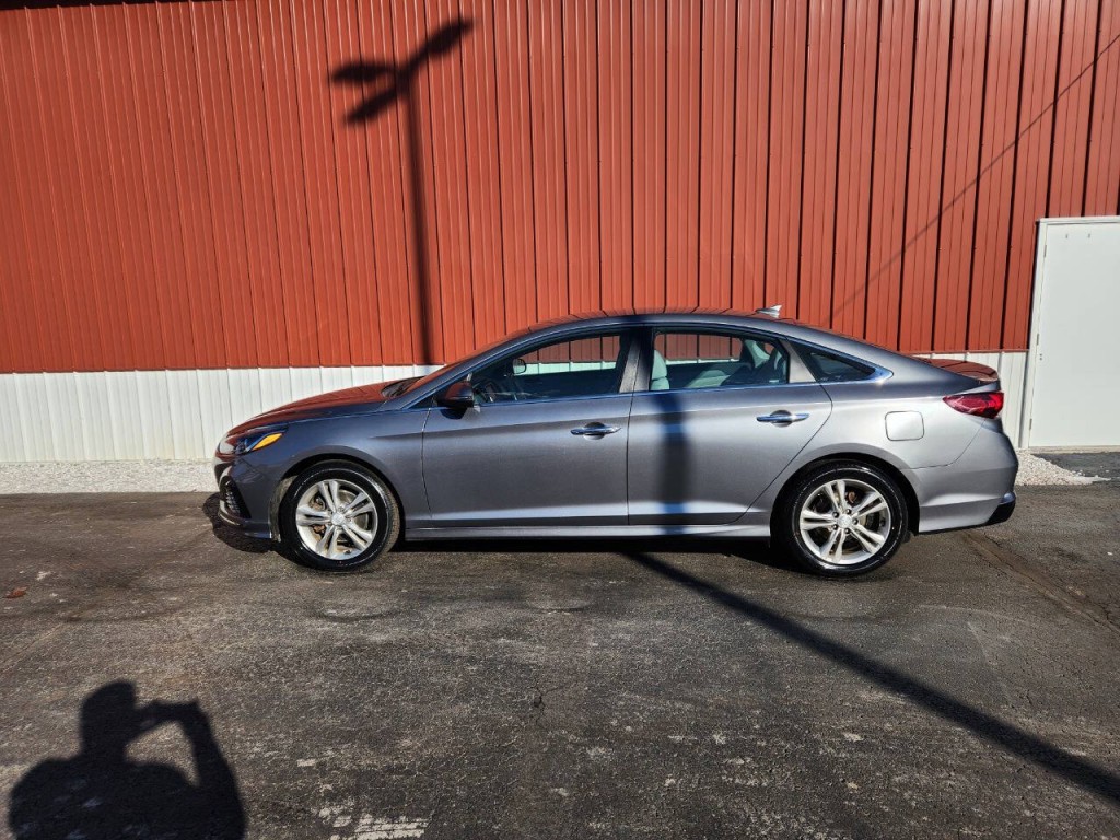 2019 Hyundai Sonata Image 2