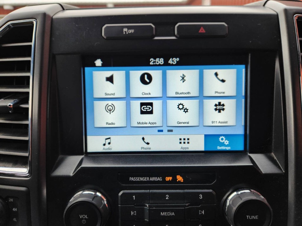 2016 Ford F-150 Image 25