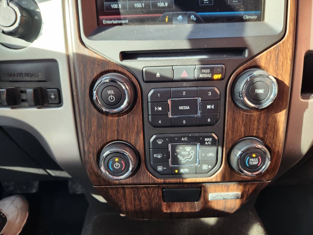 2014 Ford F-150 Image 20