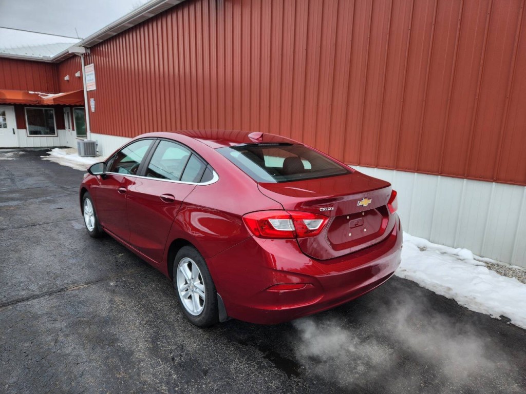 2017 Chevrolet Cruze Image 3