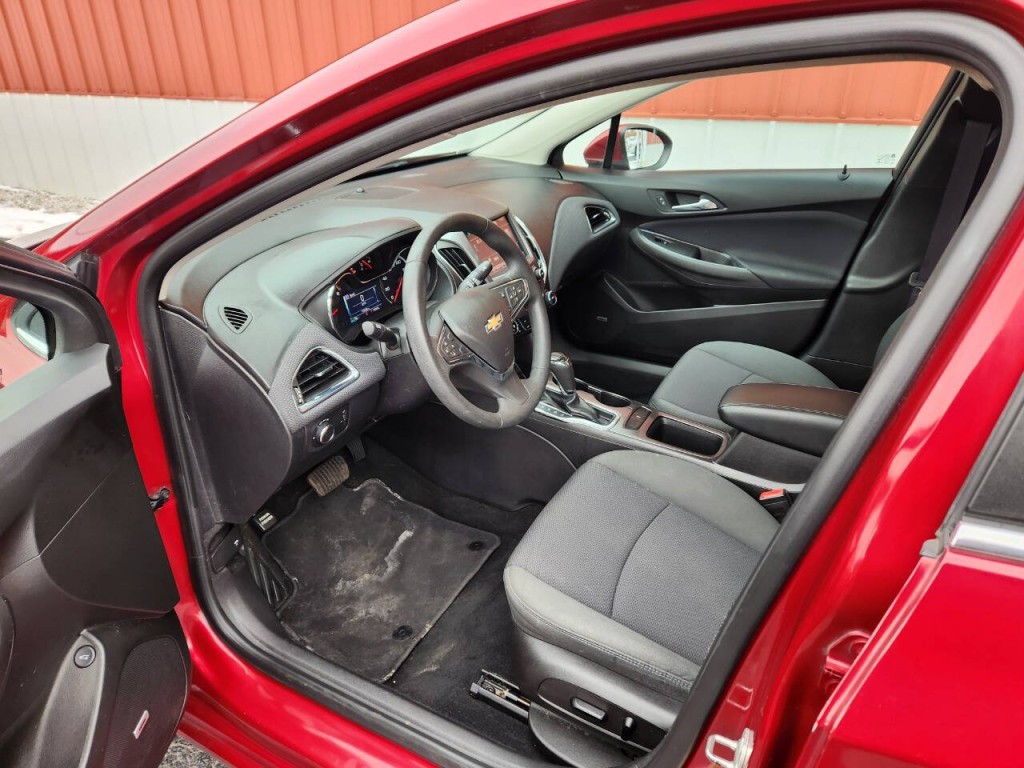 2017 Chevrolet Cruze Image 11