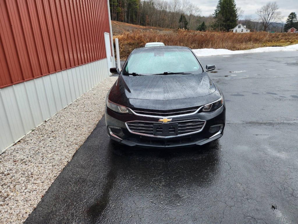 2017 Chevrolet Malibu Image 5