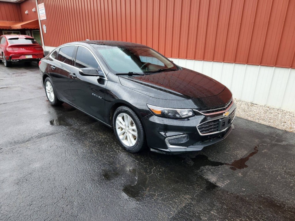 2017 Chevrolet Malibu Image 10