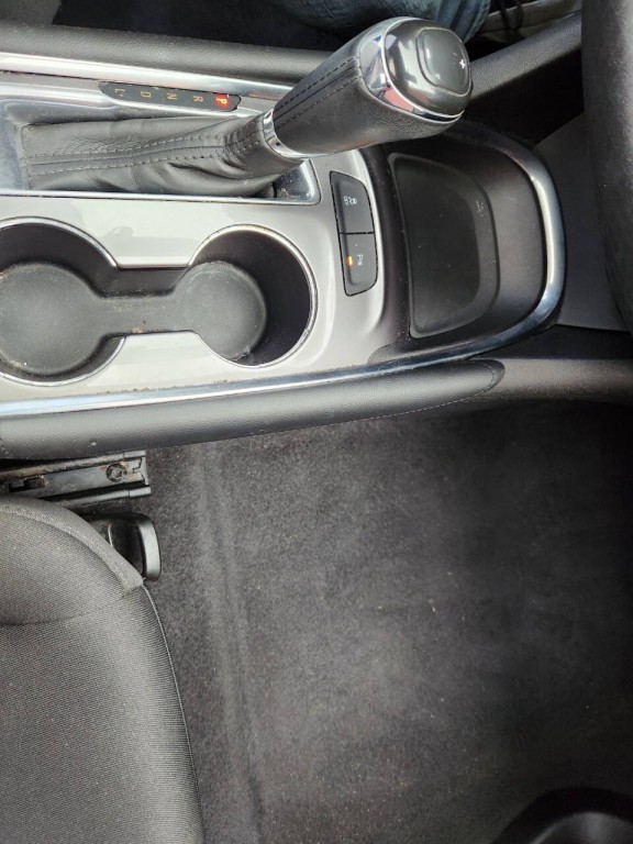 2017 Chevrolet Malibu Image 25