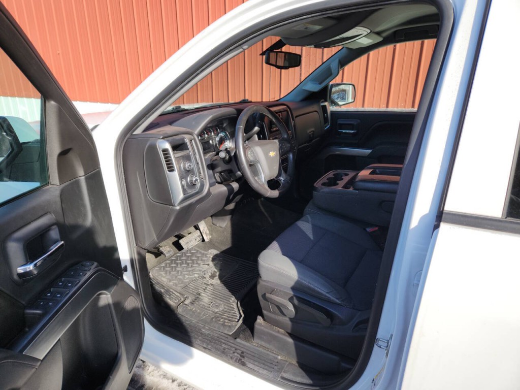 2015 Chevrolet Silverado 1500 Image 9
