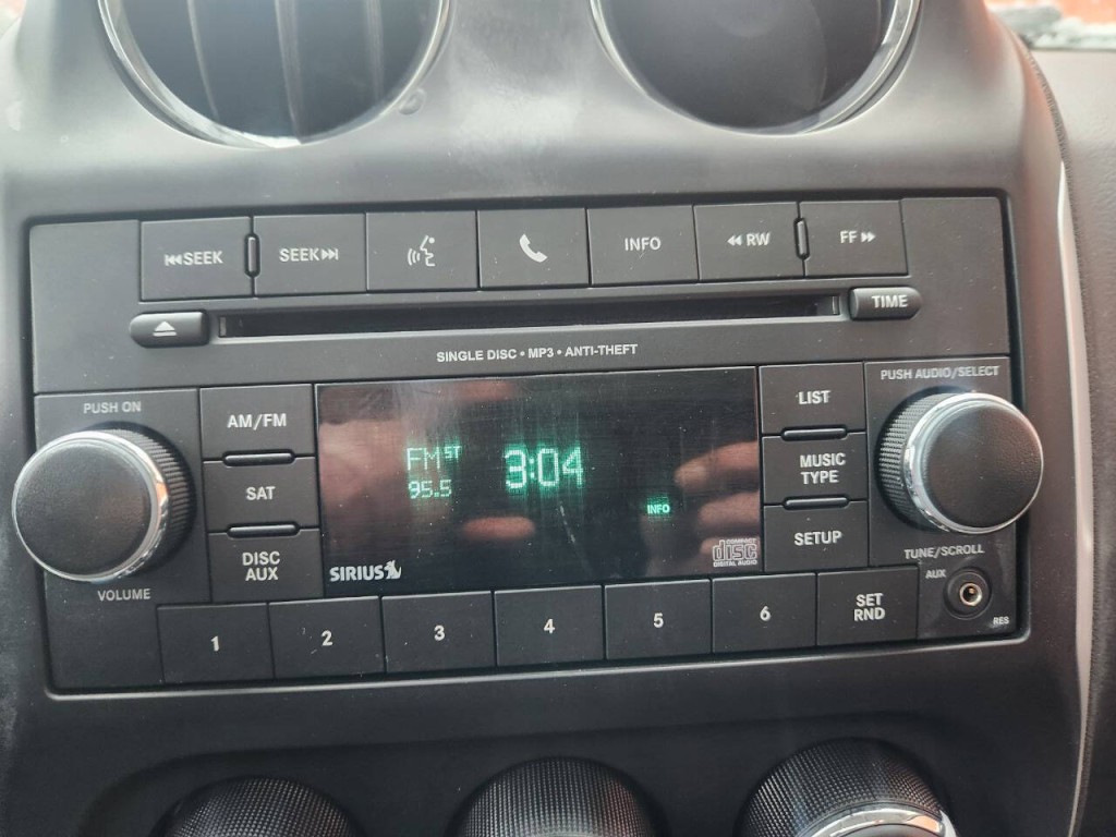 2017 Jeep Compass Image 23