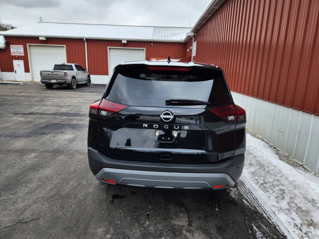 2023 Nissan Rogue Image 8