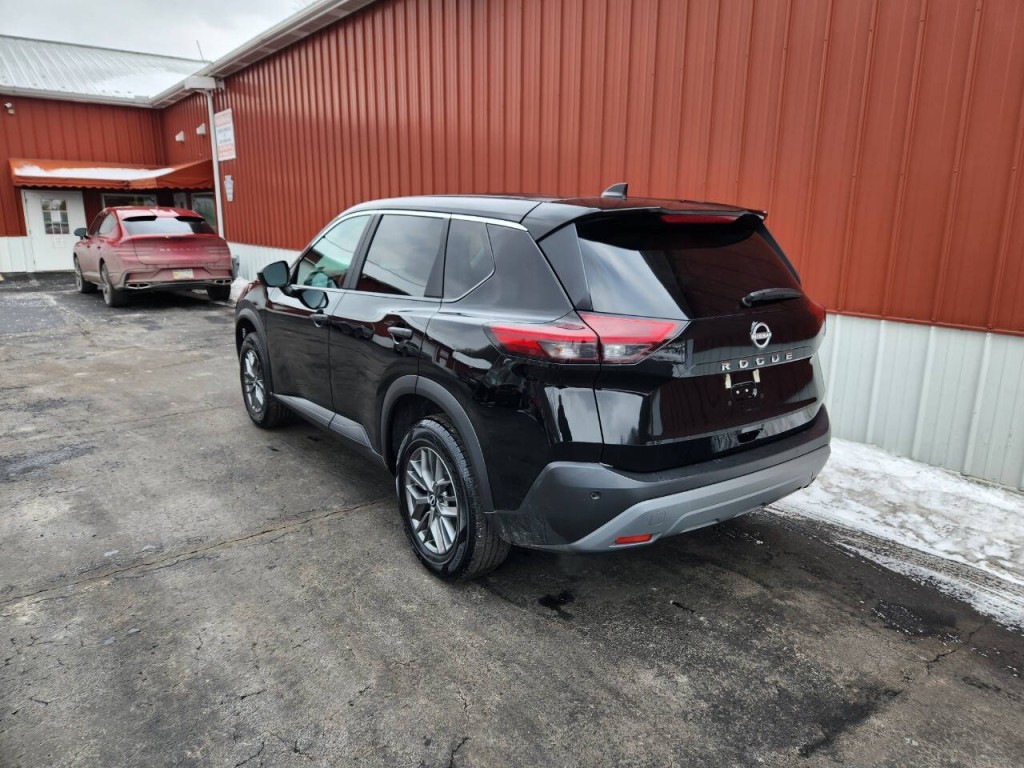2023 Nissan Rogue Image 9