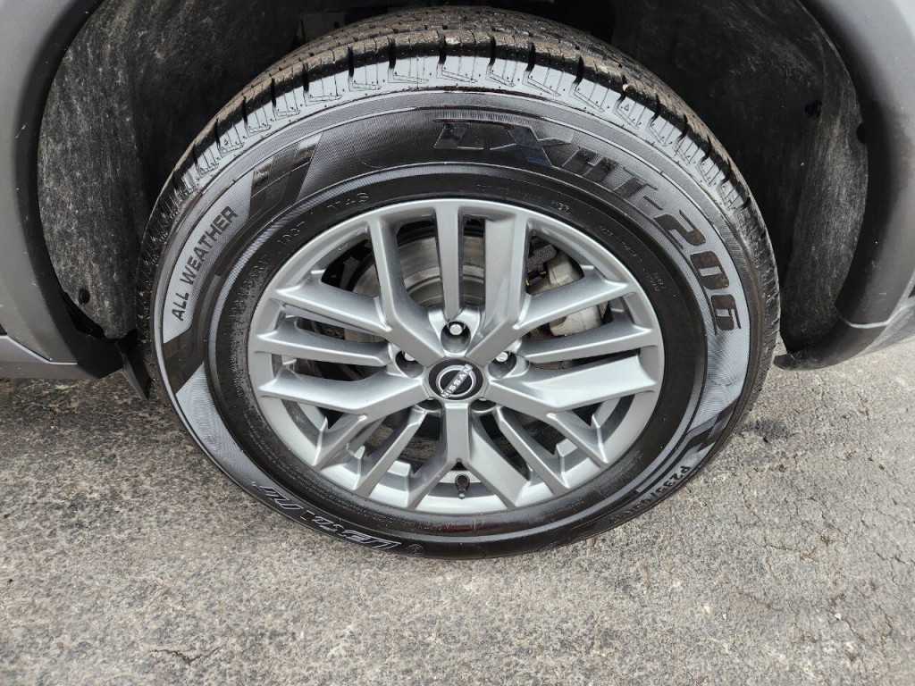 2023 Nissan Rogue Image 10