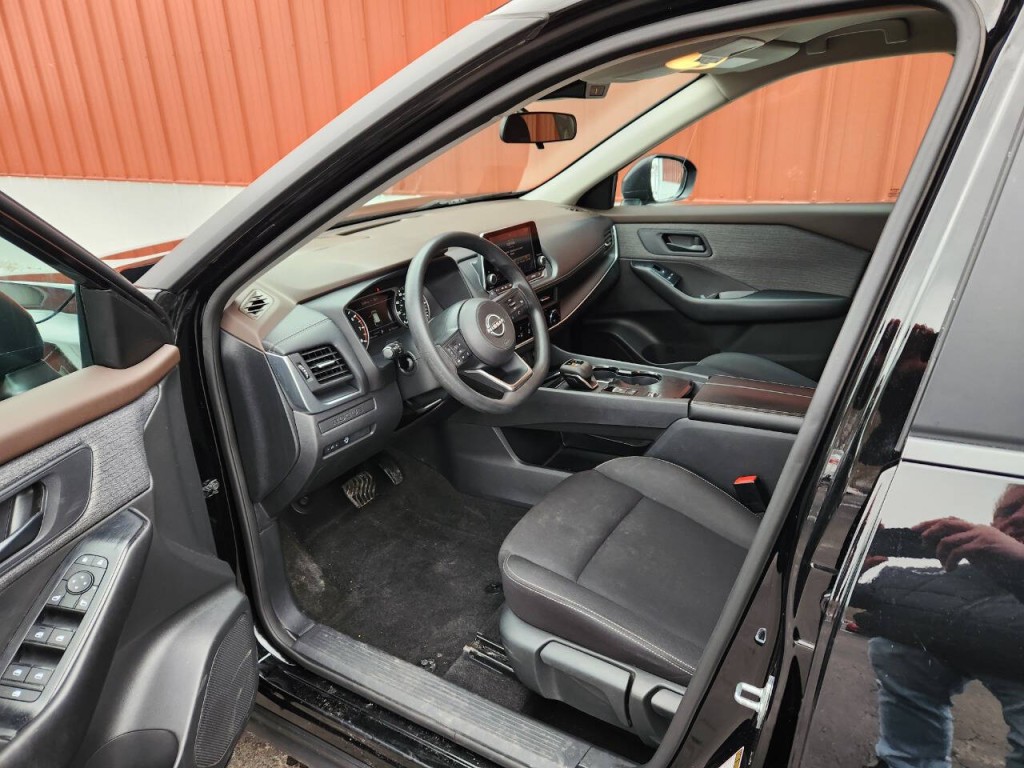 2023 Nissan Rogue Image 11