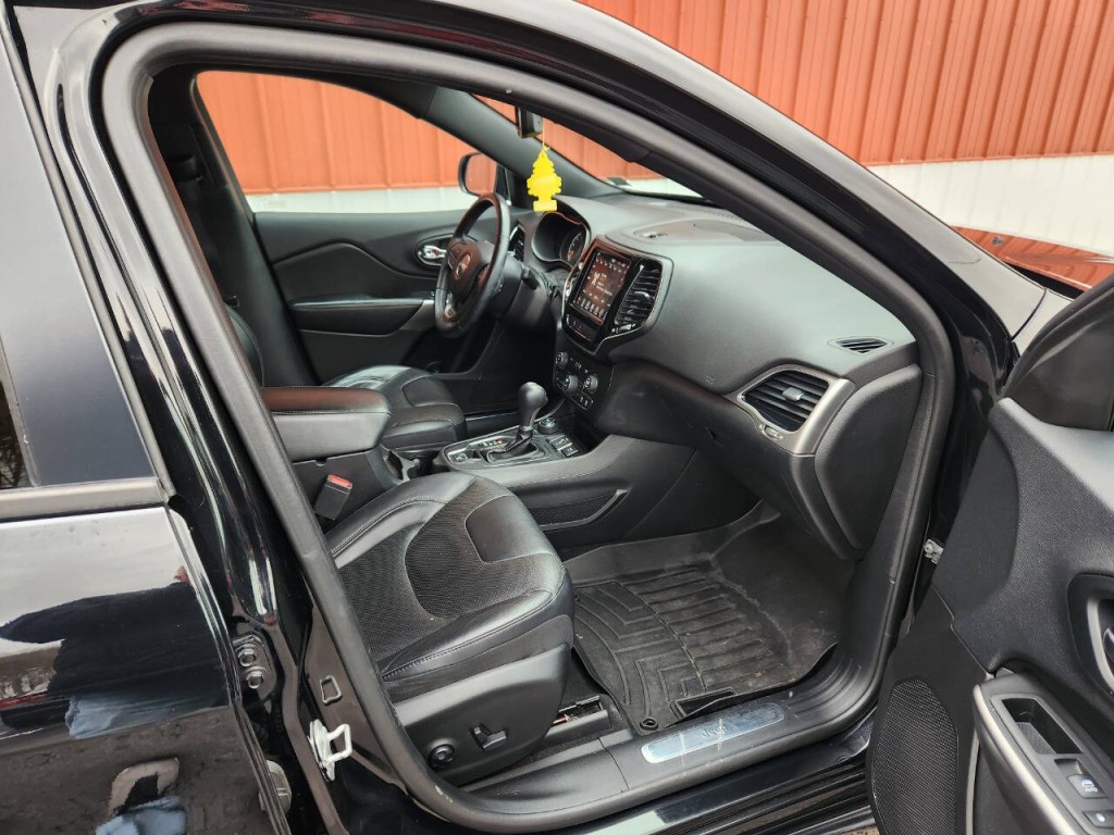 2023 Nissan Rogue Image 25