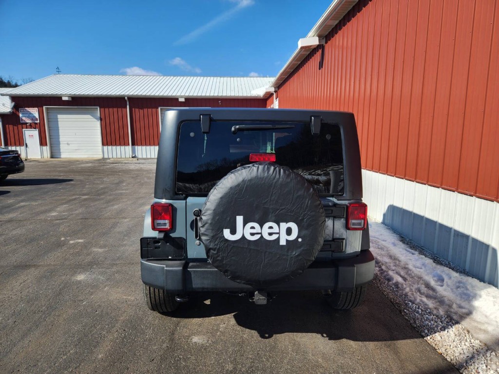 2015 Jeep Wrangler Unlimited Image 9