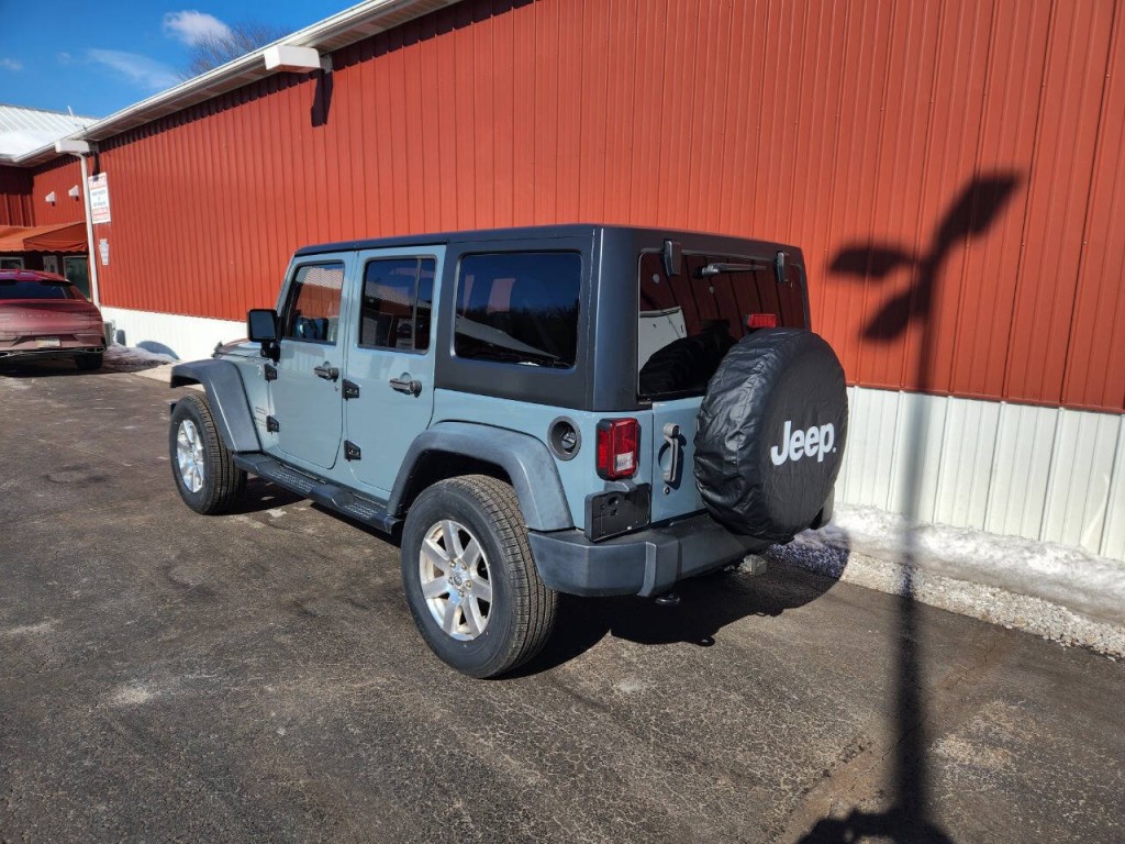 2015 Jeep Wrangler Unlimited Image 10