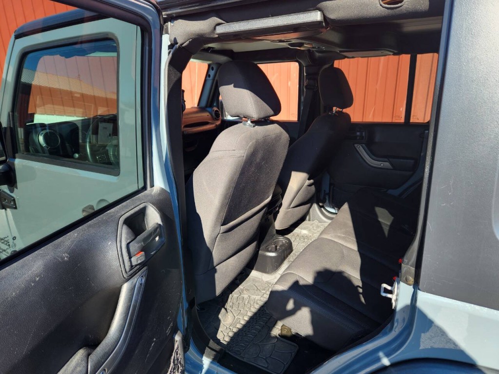 2015 Jeep Wrangler Unlimited Image 16