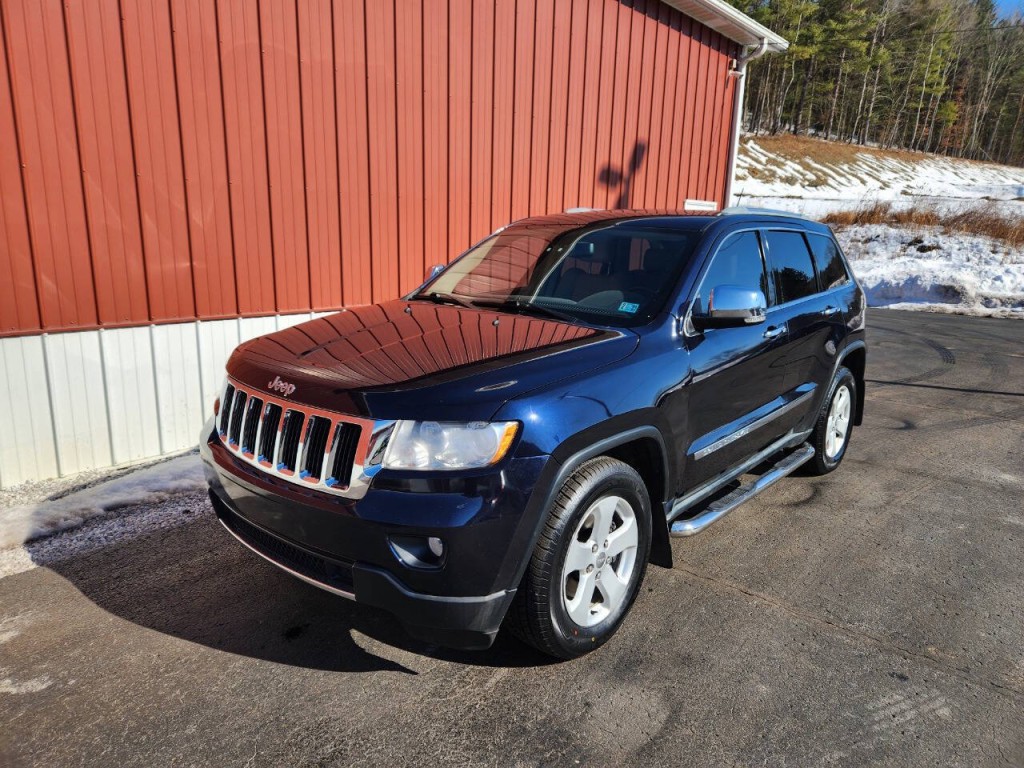 2011 Jeep Grand Cherokee Image 4