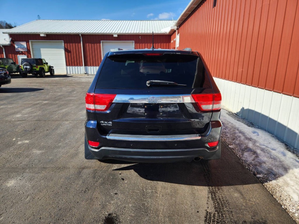 2011 Jeep Grand Cherokee Image 5