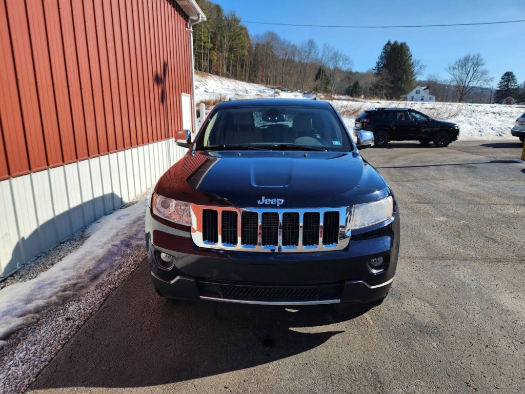 2011 Jeep Grand Cherokee Image 7