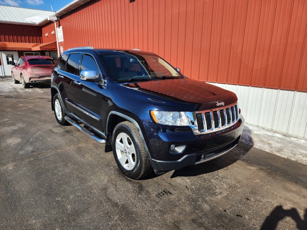 2011 Jeep Grand Cherokee Image 13