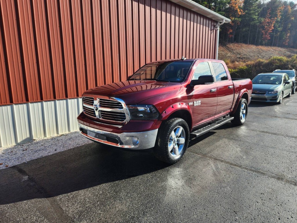 2017 RAM 1500 Image 3