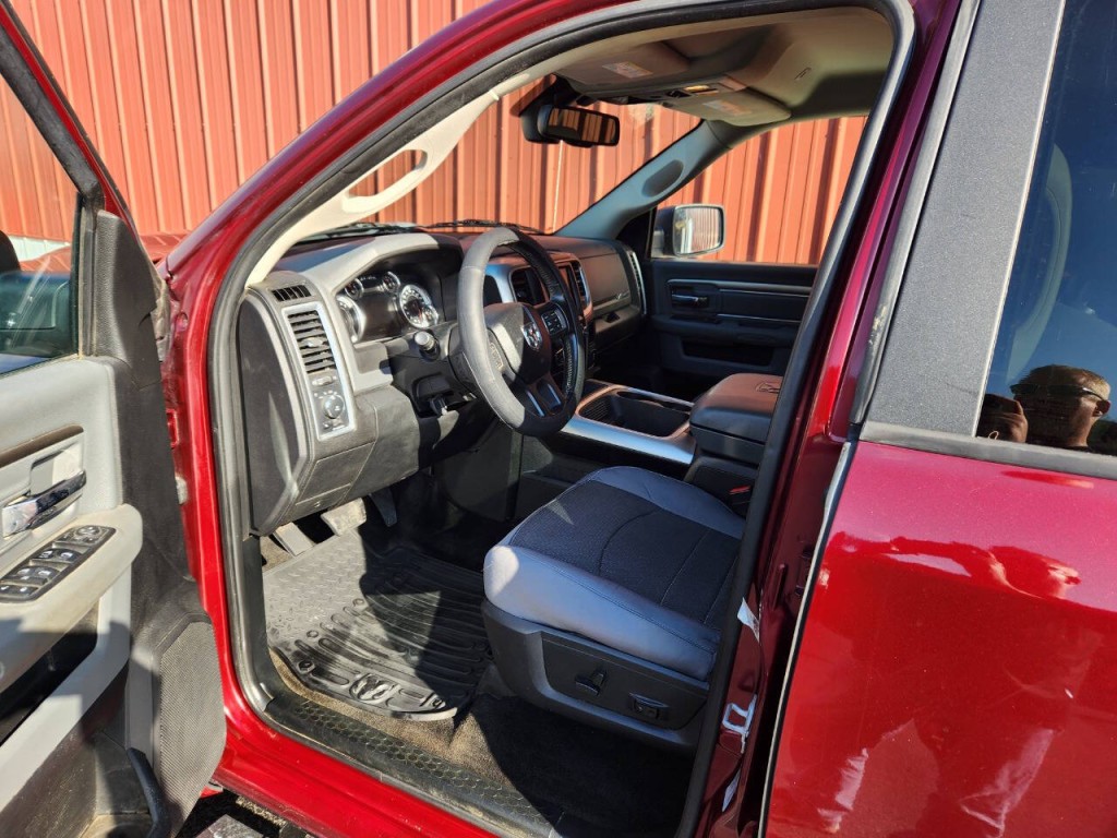 2017 RAM 1500 Image 10