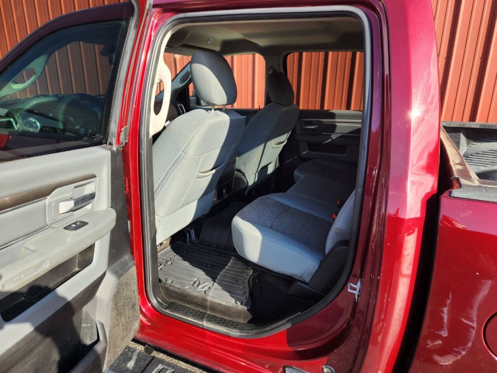 2017 RAM 1500 Image 11