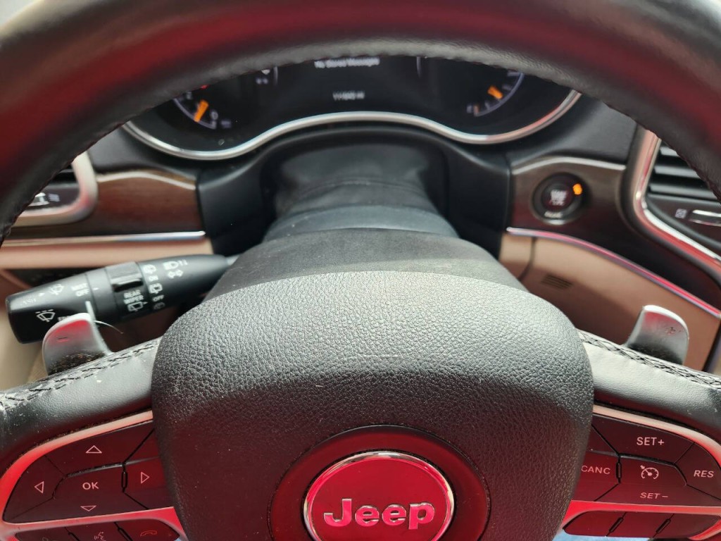 2015 Jeep Grand Cherokee Image 19