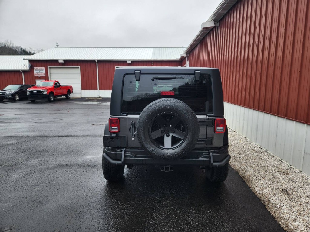 2014 Jeep Wrangler Image 3
