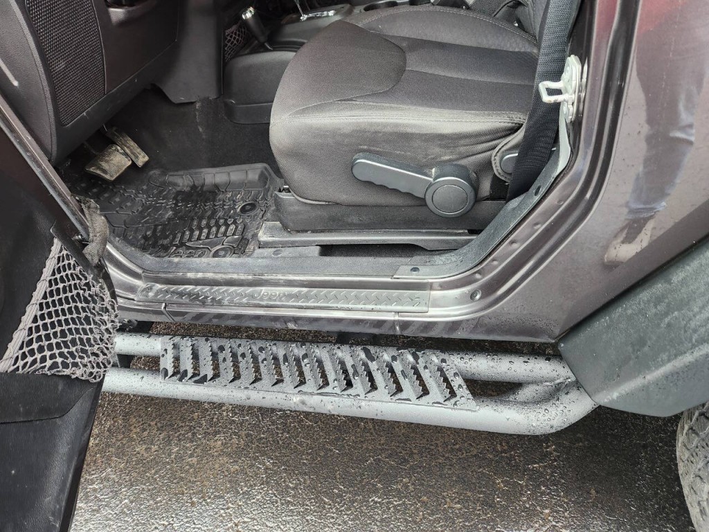 2014 Jeep Wrangler Image 9