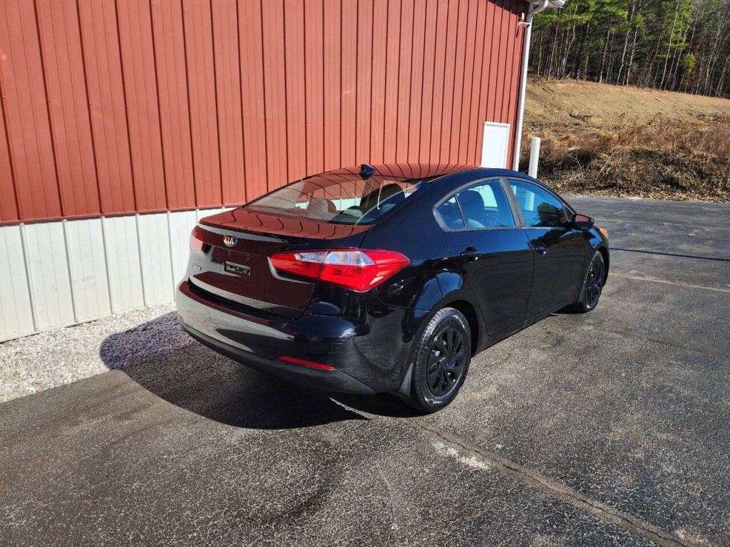 2016 Kia Forte Image 7