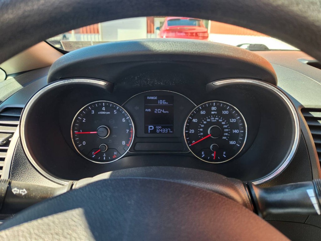 2016 Kia Forte Image 16