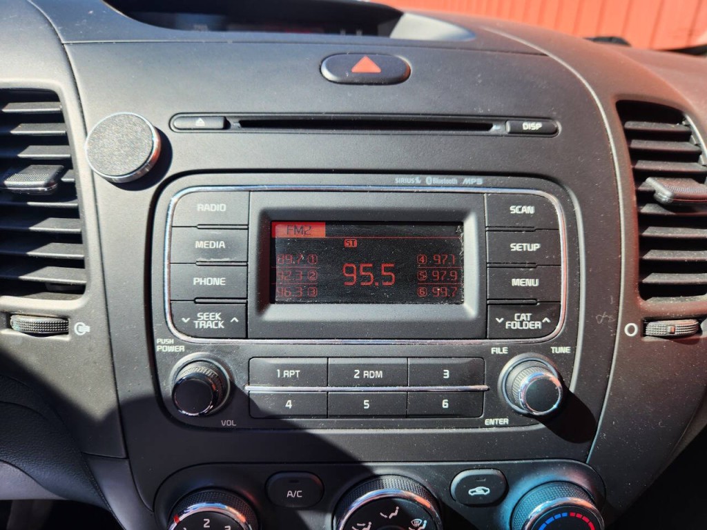 2016 Kia Forte Image 21