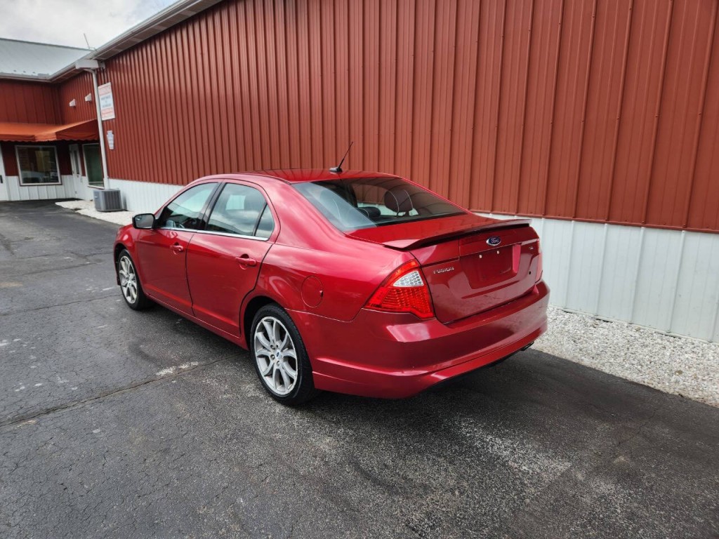 2011 Ford Fusion Image 3