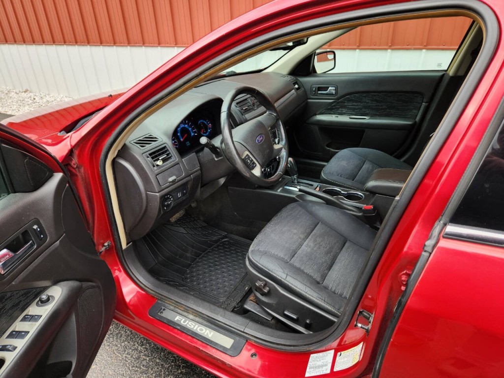 2011 Ford Fusion Image 13