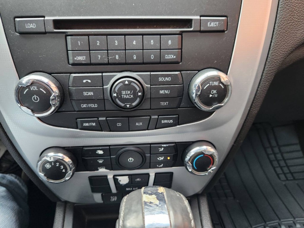 2011 Ford Fusion Image 18