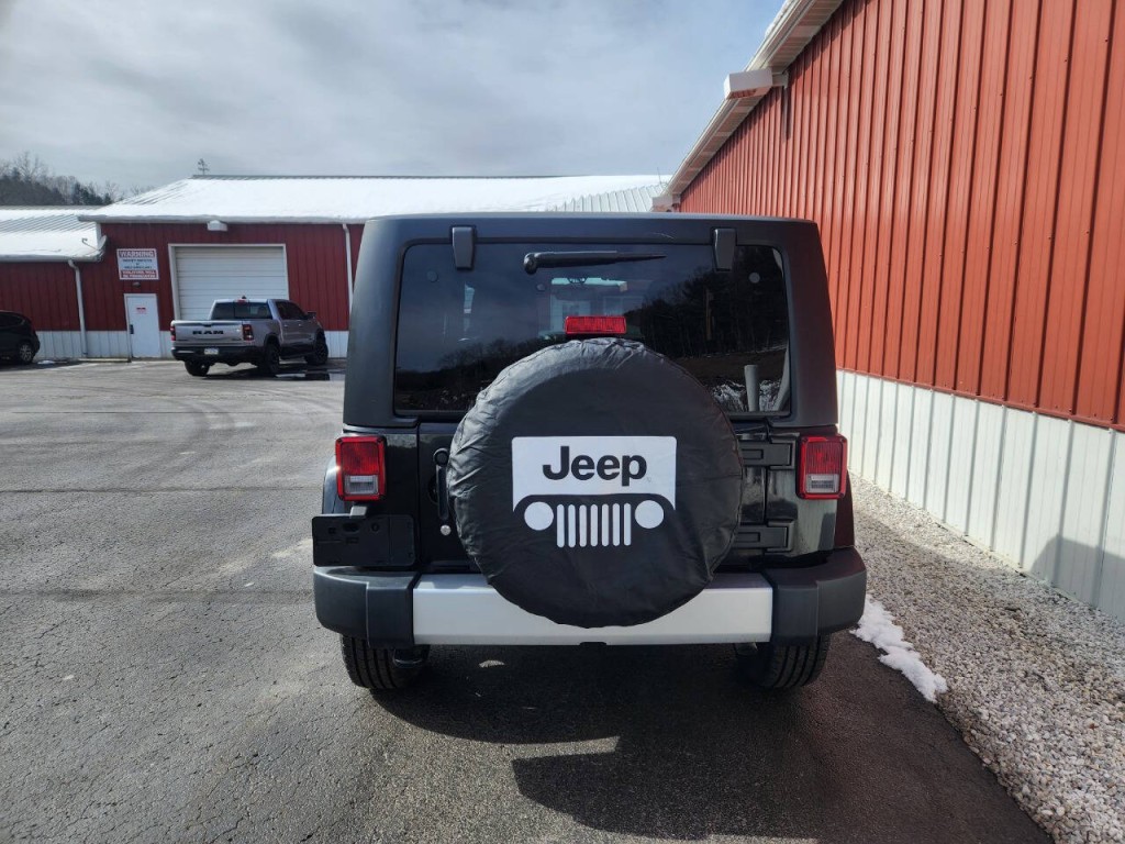 2014 Jeep Wrangler Image 4