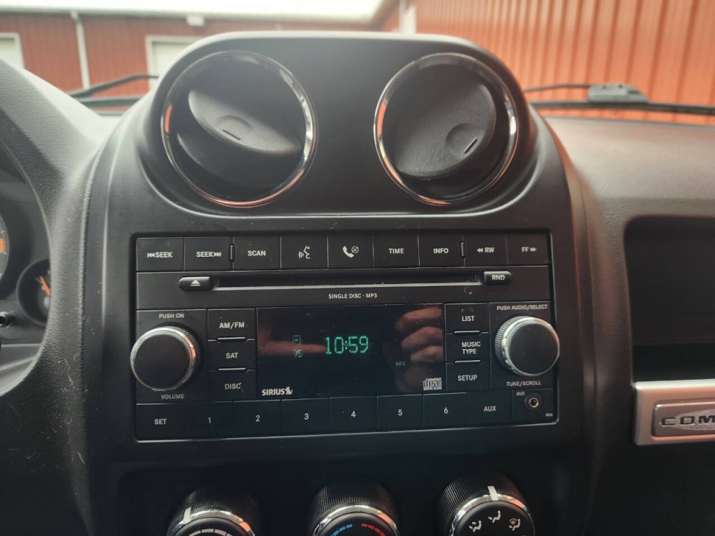 2016 Jeep Compass Image 13